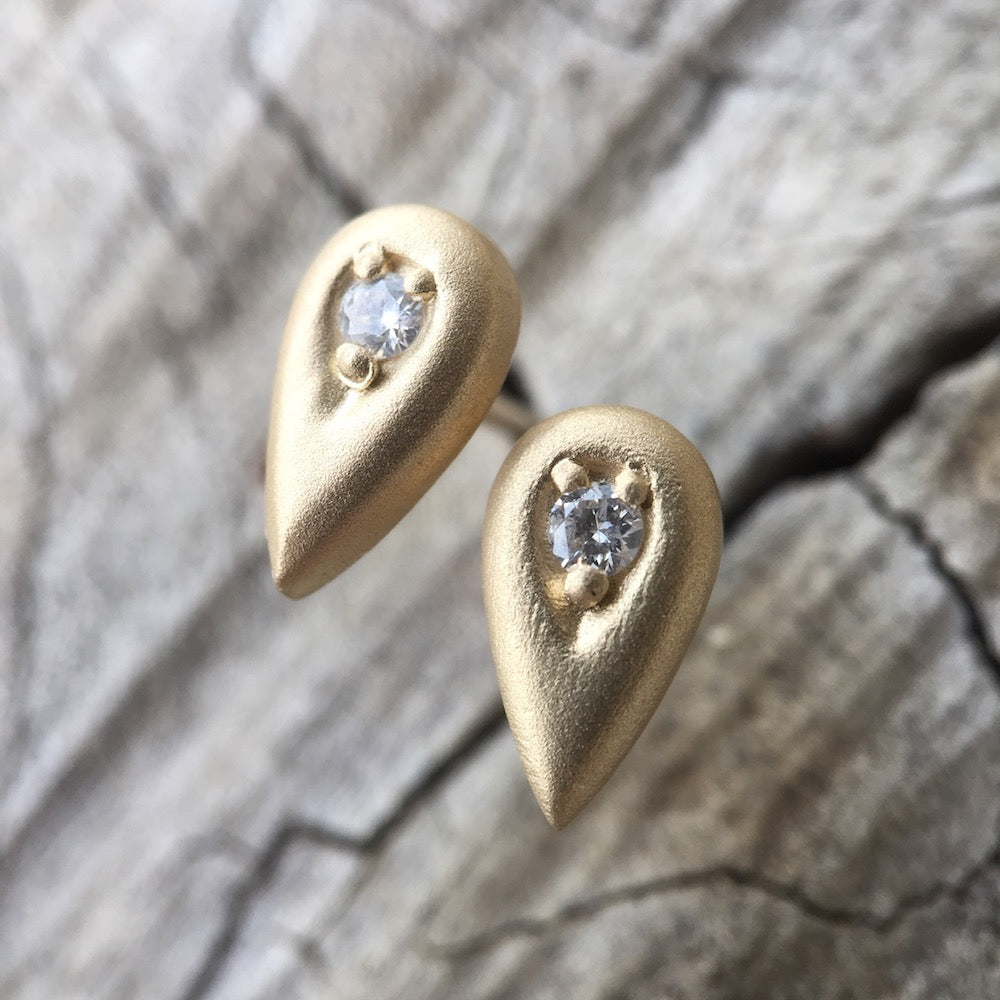 BIRD'S EYE STUDS