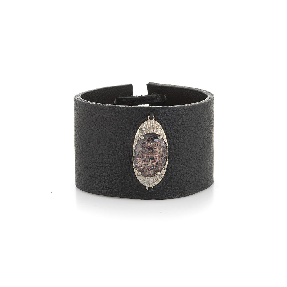 DECO SHELL OVAL LEATHER BRACELET