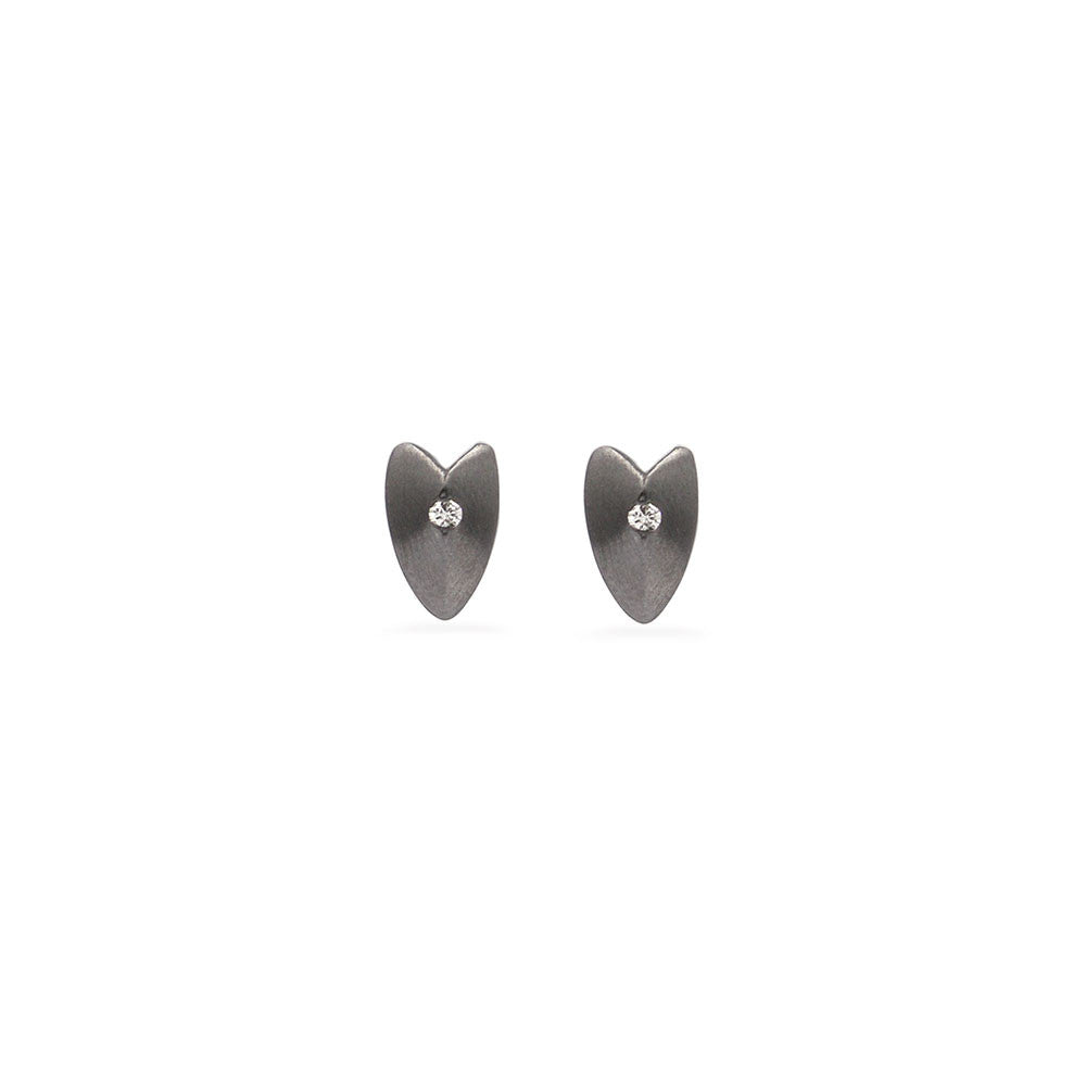 KNIFE EDGE HEART STUDS
